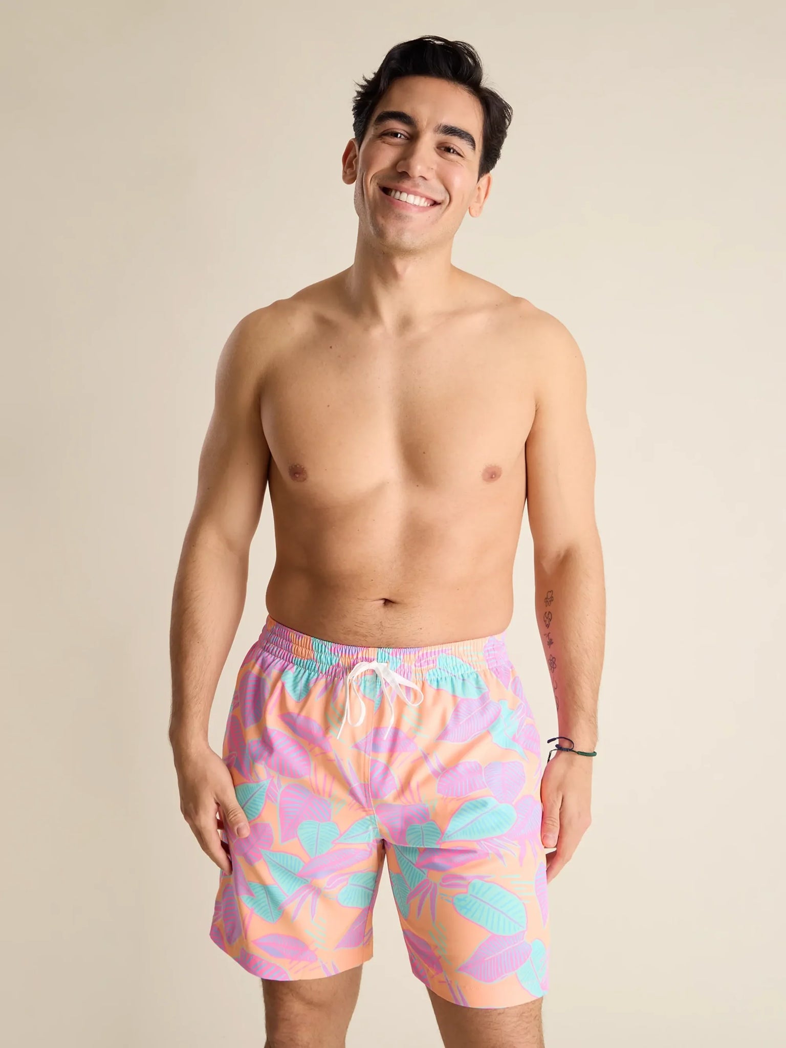 Chubbies Posh Palms 5.5" Stretch Swim Trunks